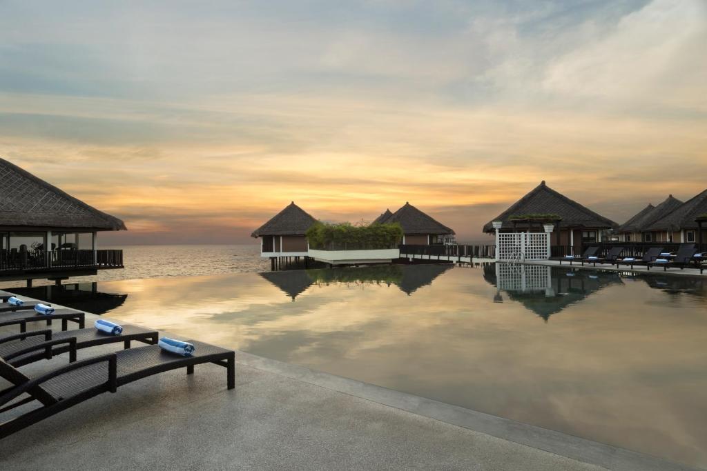 Golden Palm Tree Malaysia